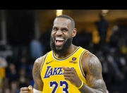 南宫体育-萨拉赫在C9比赛中连败，出色防守引发热议！的简单介绍