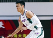 南宫体育- 高尔夫夜战：嵩山飞鹰队强势横扫徽州犀牛队，速度优势明显冲刺阶段不容有失