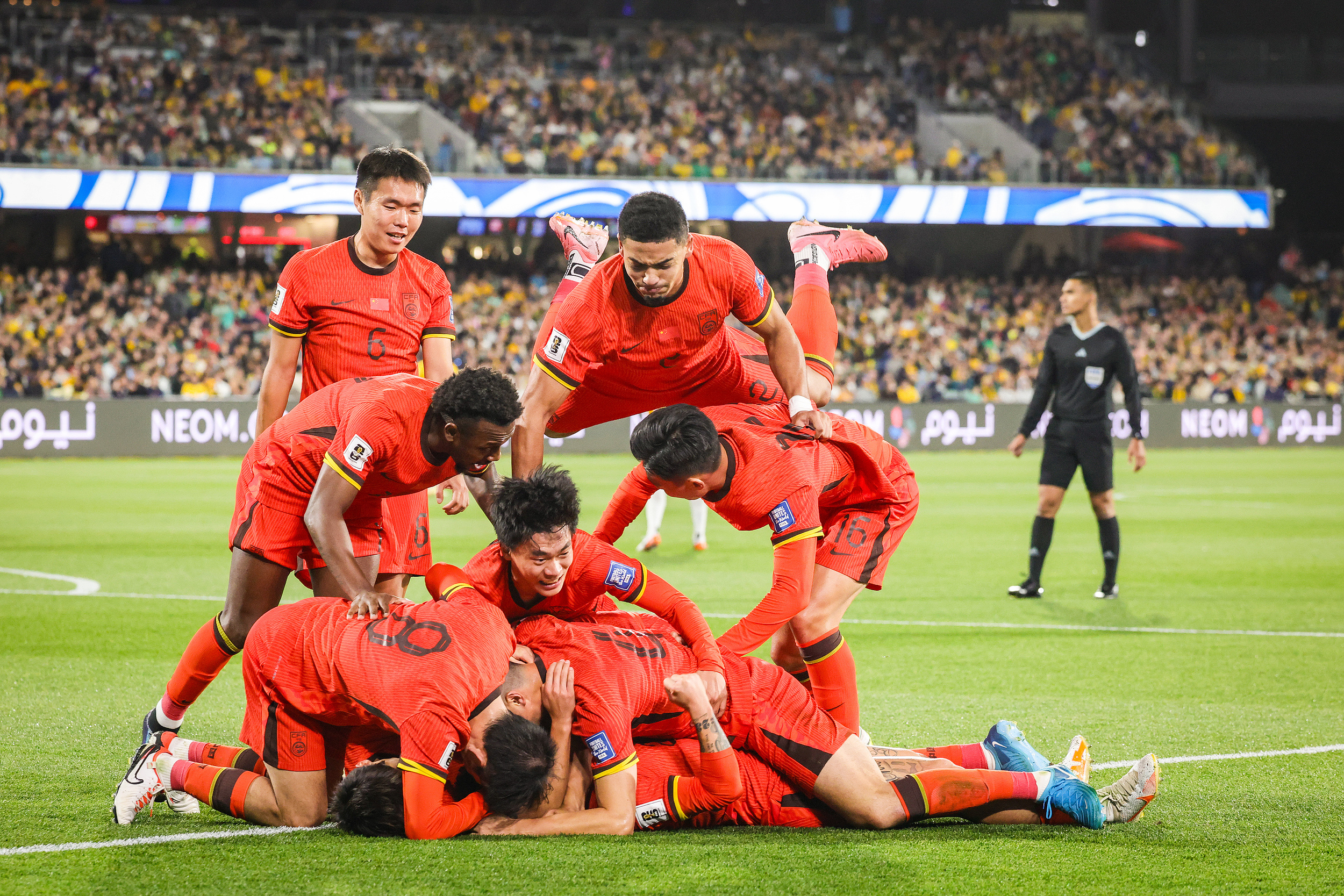 C罗在澳大利亚队比赛中势不可挡,回归赛场引发热议!的简单介绍 C罗在澳大利亚队比赛中势不可挡,回归赛场引发热议!的简单介绍