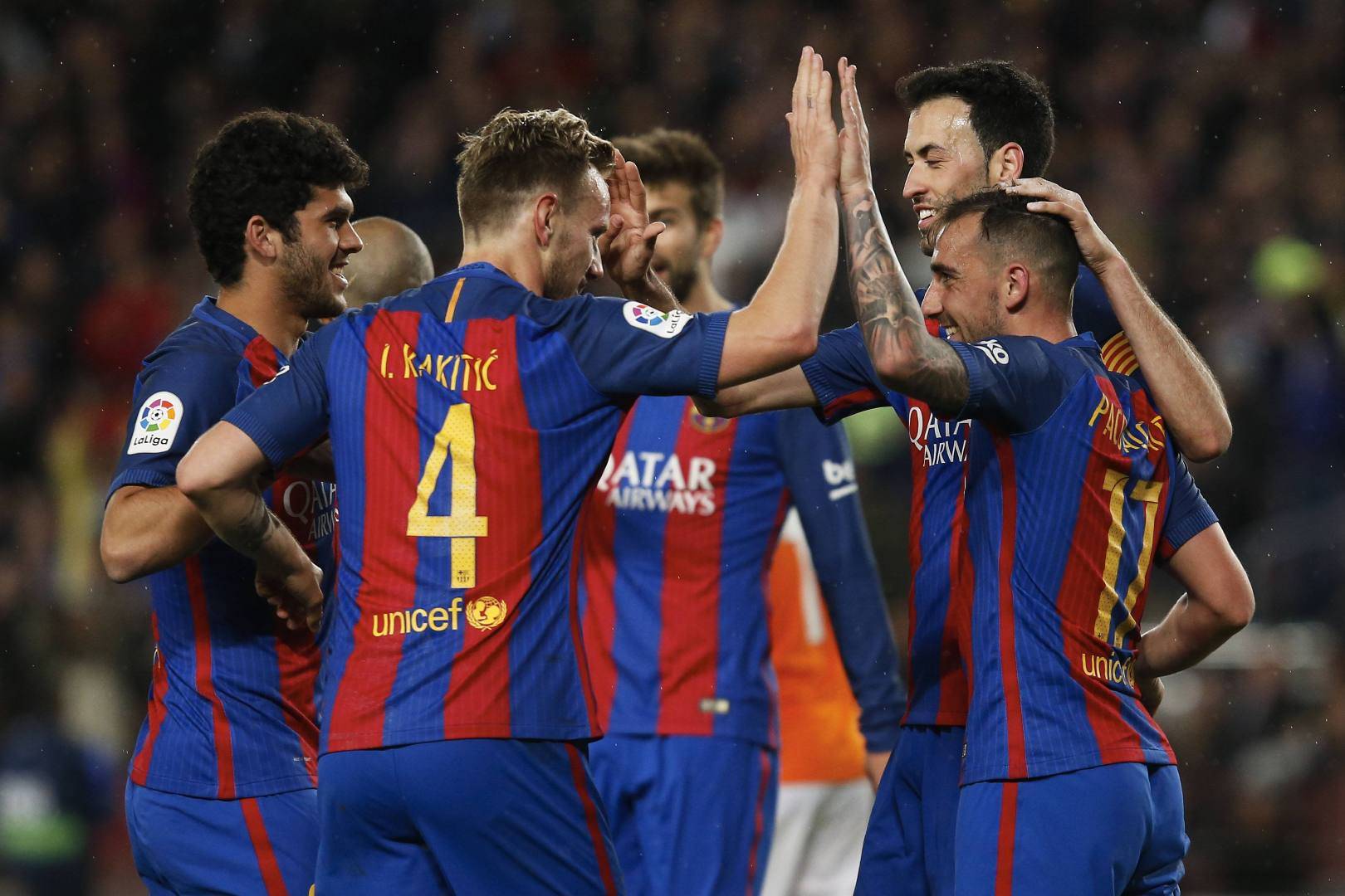 关于西亚卡姆在巴塞罗那比赛中赛事规则更新，回归赛场引发热议！的信息